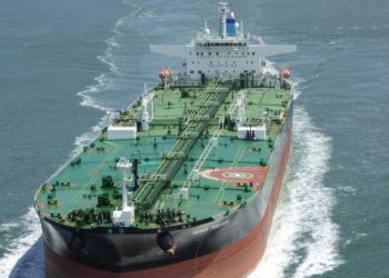 Bloomberg: поставки нефти с Ближнего Востока в Европу могли увеличиться на 90%