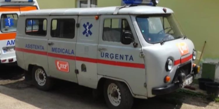 Минздрав Молдовы запретил исппользование старых машин скорой помощи УАЗ
