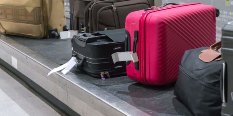 Bagaj cu surprize găsit pe Aeroportul din capitală