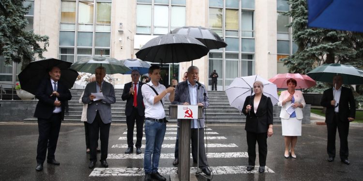 Conferință de presă comună a deputaților PCRM și ai Partidului „ȘOR”: Primul an de mandat al guvernării PAS s-a remarcat, în primul rând prin atacuri, intimidări, hărțuieli la adresa opoziției