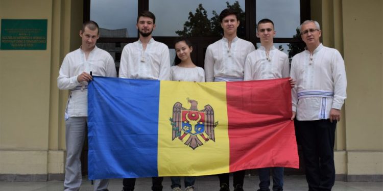 Школьники из Молдовы завоевали четыре бронзовые медали на Международной олимпиаде по химии