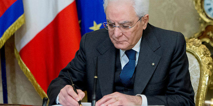 Президент Италии Маттарела распустил парламент после отставки премьера Драги