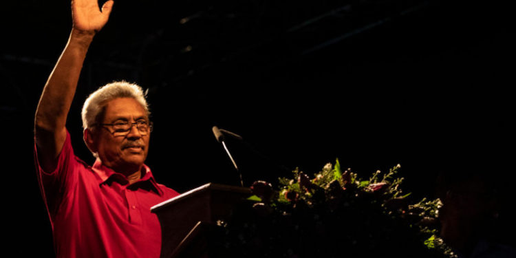 Președintele din Sri Lanka a fost oprit în aeroport când încerca să fugă din țară