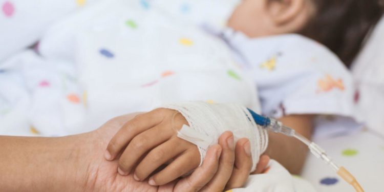 Experții din Marea Britanie susțin că au identificat cauza hepatitei misterioase la copii