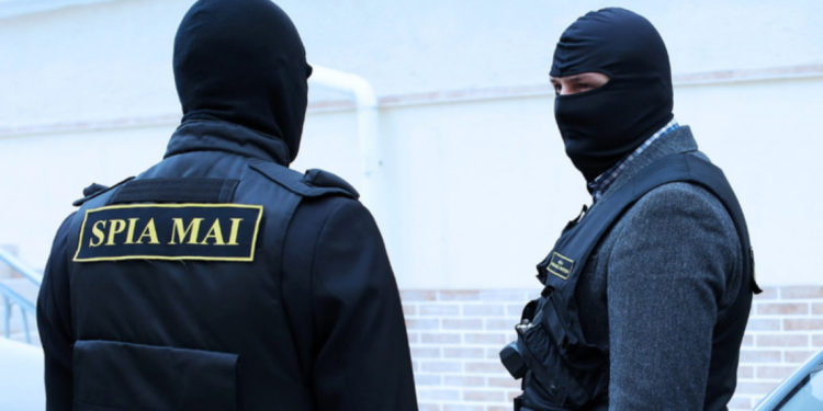 Reacția SPIA după ce un angajat a fost reținut pentru trafic de influență: Fapta sa nu are legătură cu atribuțiile acestuia de serviciu | VIDEO