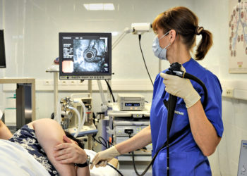 В Республиканском диагностическом центре начали использовать новое оборудование. Оно пролежало там год