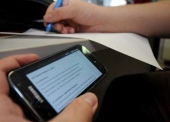 Минобразования проводит проверку в отношении мошенничества на экзамене на степень бакалавра