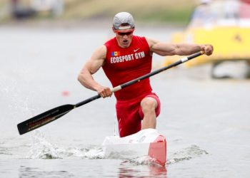 Сергей Тарновский стал чемпионом мира в соревнованиях по гребле на байдарках и каноэ