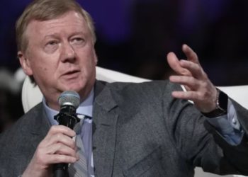Собчак сообщила о госпитализации Чубайса в одну из европейских клиник