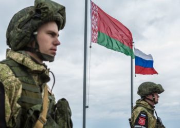Взрывы на аэродроме в Беларуси: СМИ назвали несколько версий произошедшего