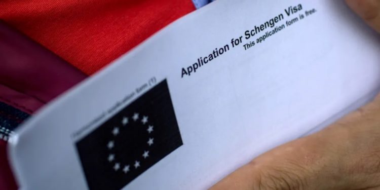 Эстония закроет границы для граждан России. Страны Балтии призывают ЕС полностью запретить выдачу виз россиянам Канцлер Германии заявил, что ему «трудно согласиться» с этой идеей