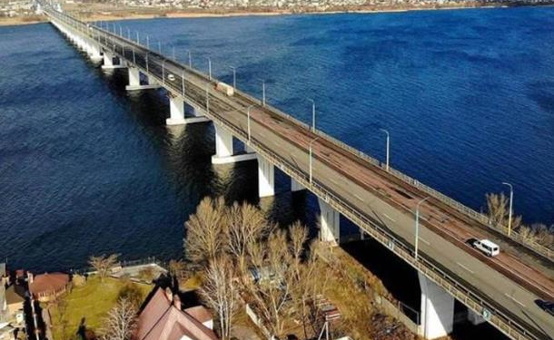 Украина нанесла удар по Антоновскому мосту в Херсонской области. По утверждению «новых властей» региона, погибли два человека