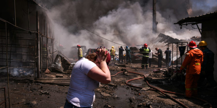 Число жертв взрыва в ТЦ в Ереване достигло шести человек