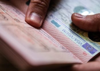 Эстония перестала впускать граждан РФ и выдавать им визы