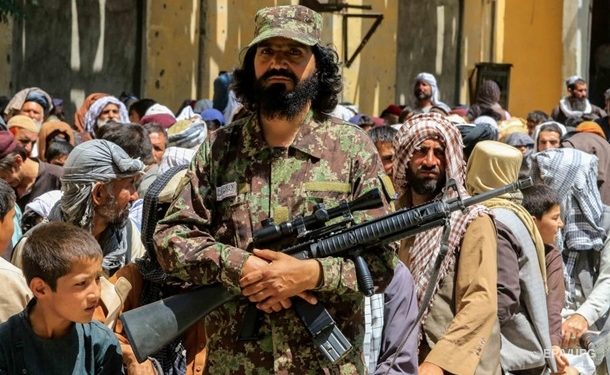 В мечети Кабула прогремел взрыв, погибли десятки людей