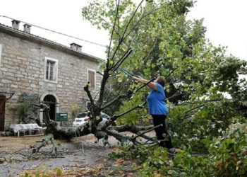 В Италии из-за урагана погибли люди