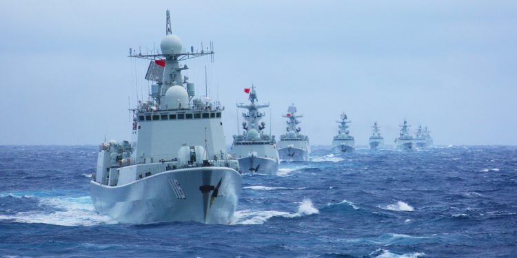 Армия КНР в пятницу совершила 70 боевых вылетов в районе Тайваня