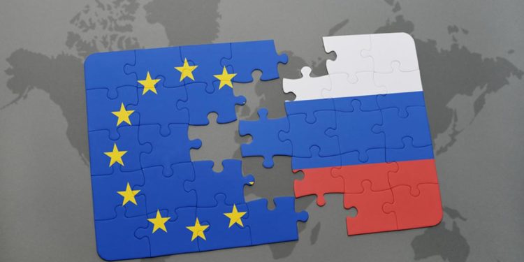 FT: Евросоюз откажется от соглашения об упрощенной выдаче виз россиянам