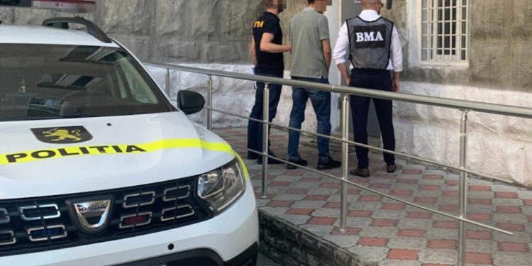 Membrul unei organizații pan-islamiste, reținut la Chișinău: Bărbatul se afla în căutare internațională
