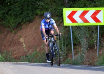 Campioana Moldovei la ciclism 2022, lovită frontal de un automobil, pe un traseu din Strășeni | VIDEO