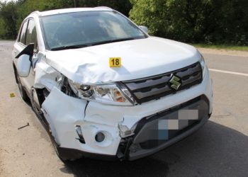 O femeie și nepotul său, spulberați de o mașină, la Edineț. Bunica a murit pe loc, copilul — transportat în stare gravă la spital