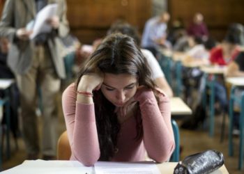 Вопиющий случай на БАКе. Экзаменаторы «сдали» экзамен за лицеиста | VIDEO