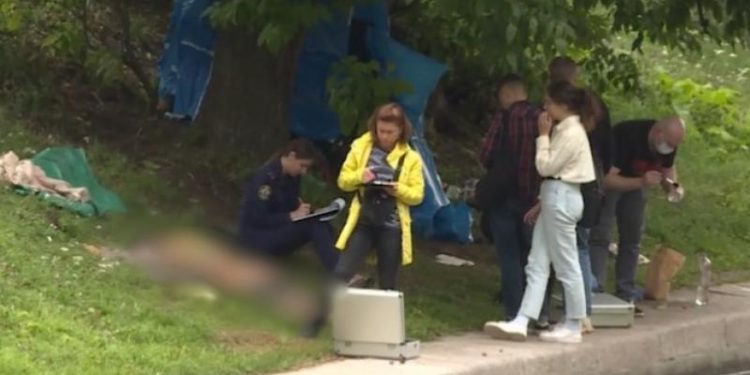 A omorât-o, după ce i s-a năzărit că e demon. O moldoveancă, înecată la Sankt Petersburg. Suspectul, un tânăr cu schizofrenie, se declară Napoleon