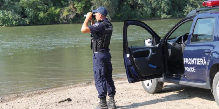 Un moldovean de 24 de ani, prins după ce traversase înot Prutul. Voia să ajungă în România, apoi în Italia, la părinți