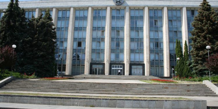 В Молдове ликвидируют агентство защиты нравственности