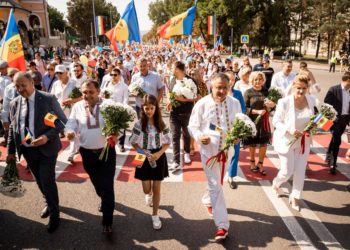 Ziua Independenței, marcată cu fast, printr-un marș, muzică și voie bună, la Orhei. Toată lumea este invitată să spună: Moldova, te iubesc!