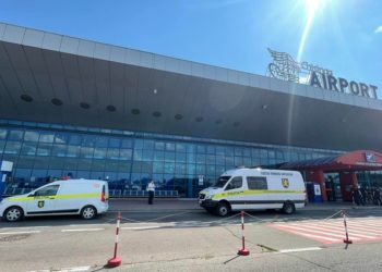 O nouă alertă cu bombă la Aeroport. Polițiștii, la fața locului
