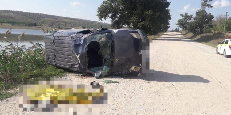 Un microbuz s-a răsturnat la Hîncești. Sunt victime