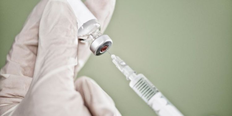 Coronavirus: Elveţia este prima ţară care a autorizat un vaccin bivalent împotriva COVID-19