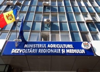 Госсекретарь Минсельхоза после встречи с послом России: Мы очень заинтересованы в разблокировании ситуации и в том, чтобы экспортировать как можно больше свежей продукции | VIDEO