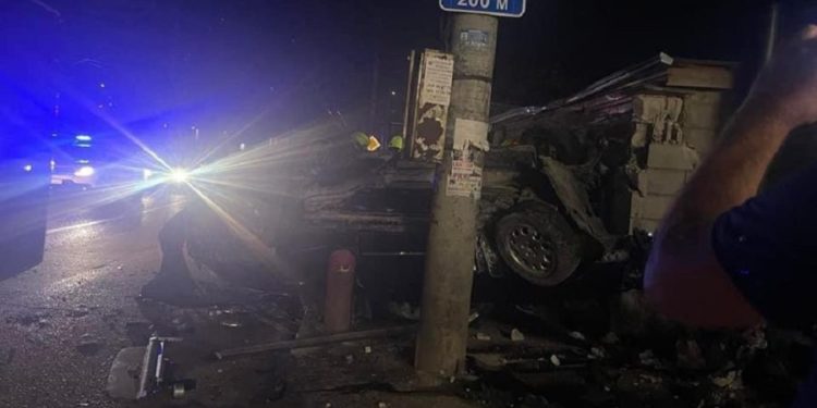Accident grav, în Capitală! Două persoane au fost rănite | FOTO