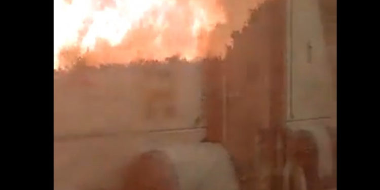 Speriați că vor fi arși de vii într-un tren cuprins de flăcări în Spania, pasagerii au sărit pe geam. 20 dintre ei au fost răniți