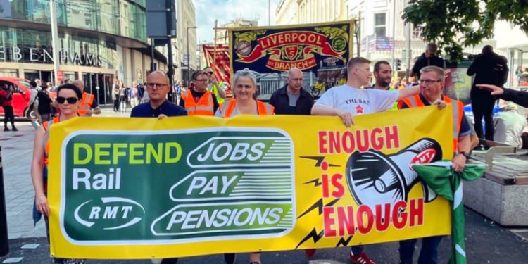 „Enough is Enough”, noua mișcare socială care agită spiritele în Marea Britanie