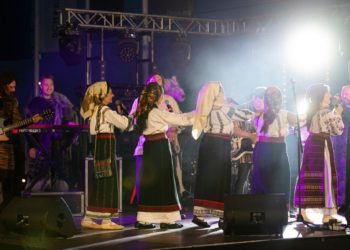 В селе Лозово Страшенского района прошел Фестиваль волков, на котором выступили молдавские и зарубежные артисты | VIDEO