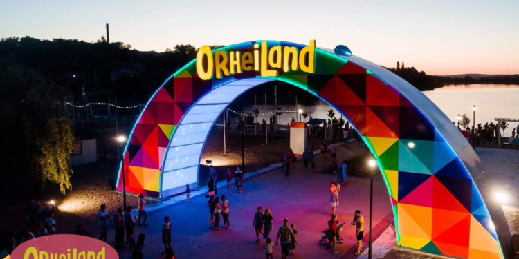 „Muzică de top și distracție la maxim”. Peste două mii de tineri din toată țara au participat la Festivalul ”Col-Orhei”, desfășurat la OrheiLand | VIDEO