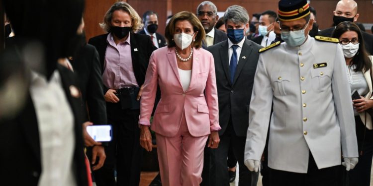 ALERTĂ DE GRADUL ZERO – Nancy Pelosi, președintele Camerei Reprezentanților a SUA, a ajuns în Taiwan