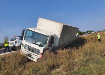 Grav accident rutier, la Telenești: Un muncitor de la reabilitarea drumului a decedat, alți doi au fost răniți