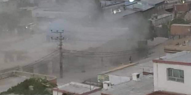 Explozie masivă într-o moschee din Kabul. Peste 20 de oameni au fost răniți sau uciși