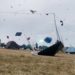 O tornadă a devastat totul în calea ei la un festival în Marea Britanie. Oamenii spun că gardurile și corturile au fost luate pe sus