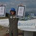 Un adolescent de 17 ani este cel mai tânăr pilot care a zburat în jurul lumii, la câteva luni după un record stabilit de sora lui