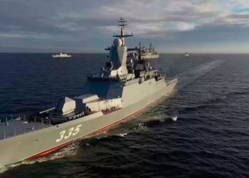 В Японском море для учений встретились боевые корабли РФ и КНР