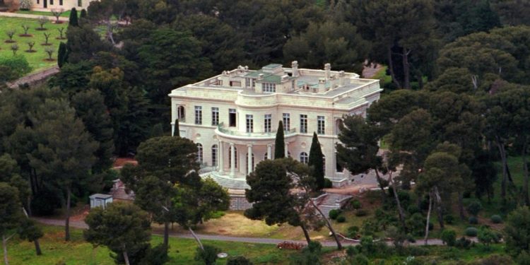 Италия арестовала 11 вилл российского миллиардера Вячеслава Кантора