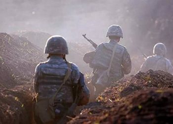 Армения и Азербайджан обвинили друг друга в новых обстрелах