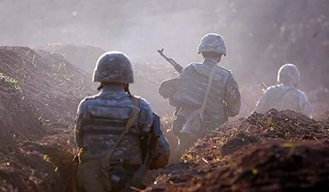 Армения и Азербайджан обвинили друг друга в новых обстрелах