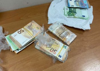 Funcționarii vamali au anihilat două tentative de scoatere ilicită din țară a peste 55 000 euro