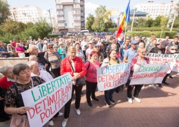 Pe fundalul protestelor, Magistrații Judecătoriei Ciocana au decis plasarea în arest a doi membri ai Partidului „ȘOR”. Avocat: Este o decizie politică | VIDEO